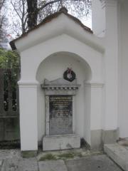 Linhartov nagrobnik v parku Navje